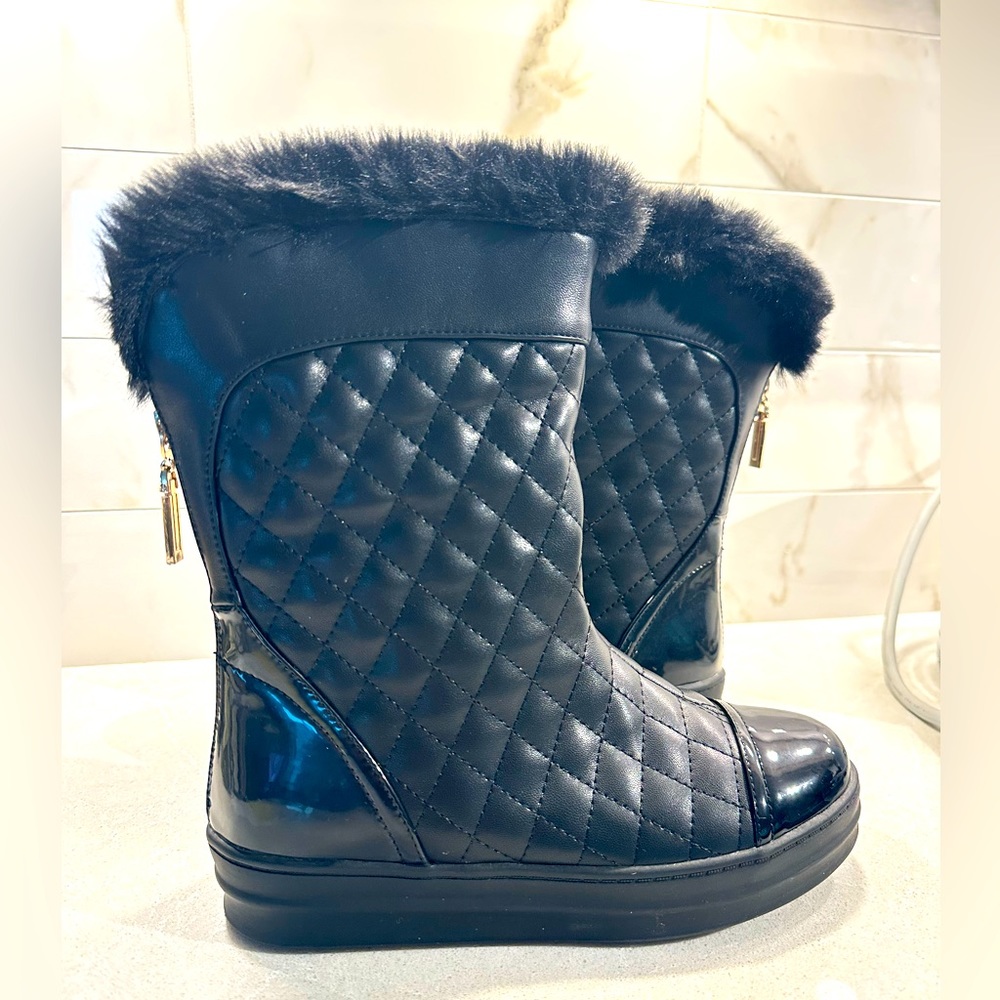 Pink Martini fur lined quilted black boots, brand new